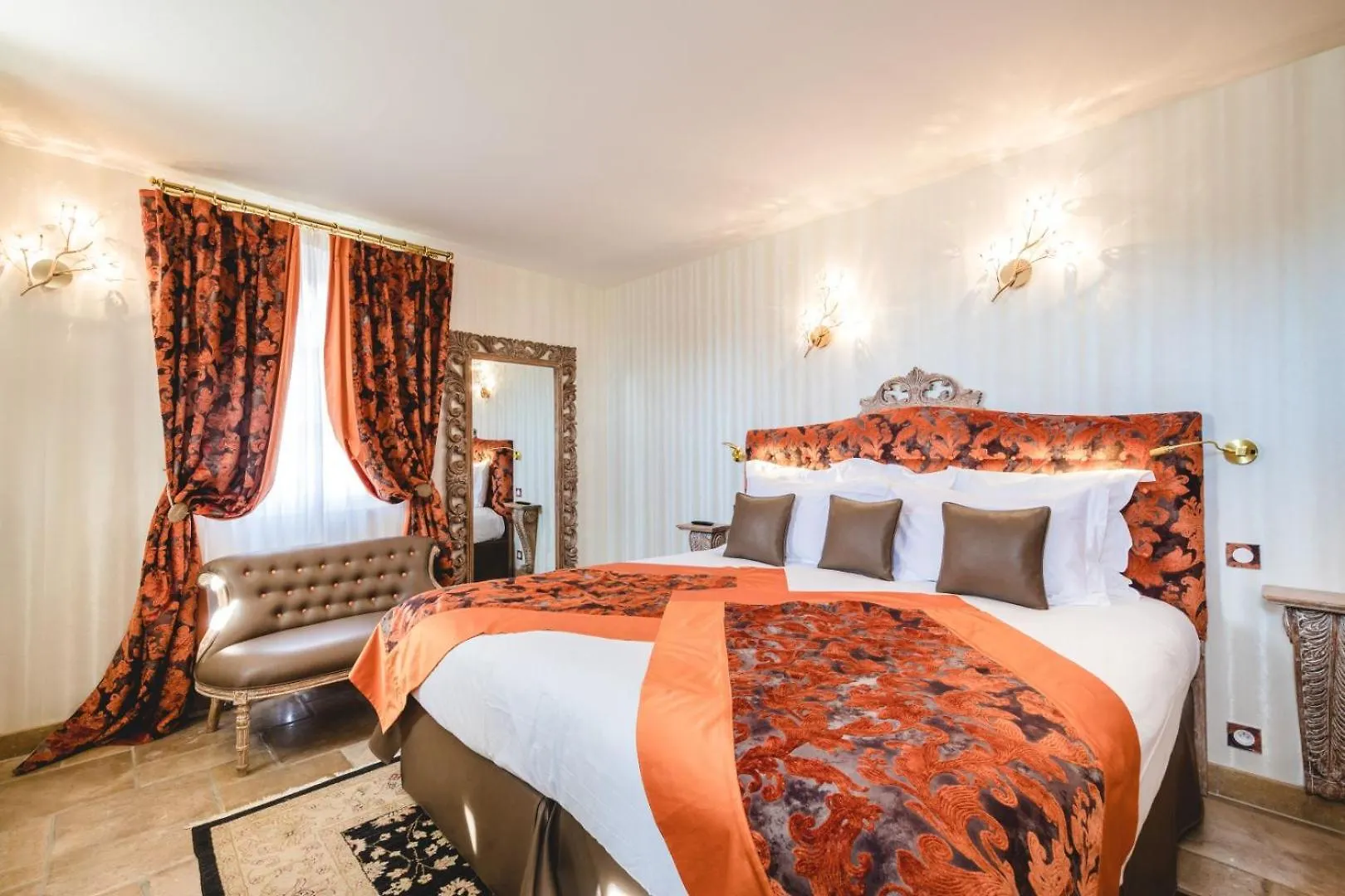 Le Palais D'Aglae, Hotel De Charme Gordes